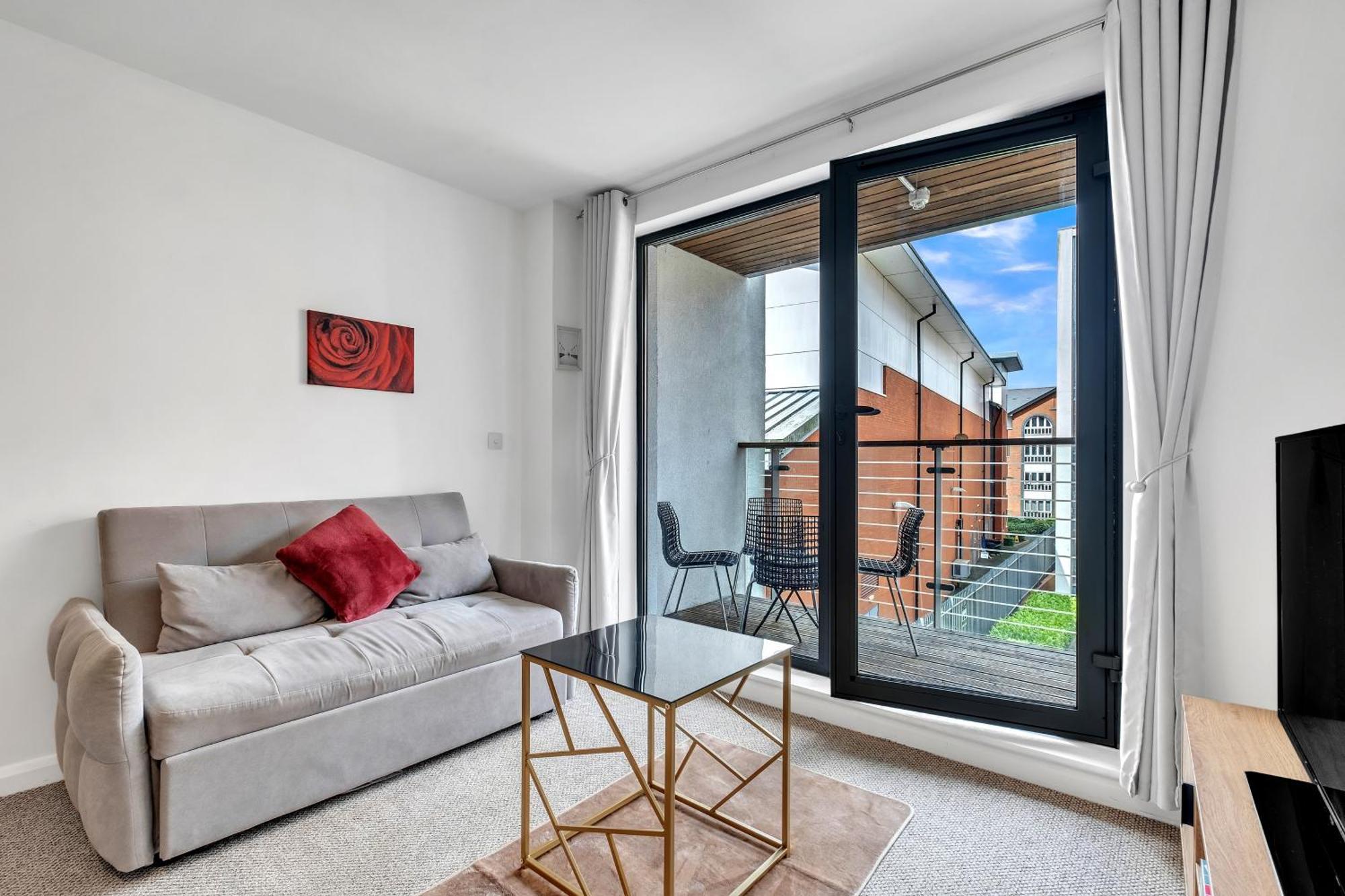 Central Suite Near Mailbox, King Bed, Ping Pong, Netflix, Sleeps 4 Birmingham Extérieur photo