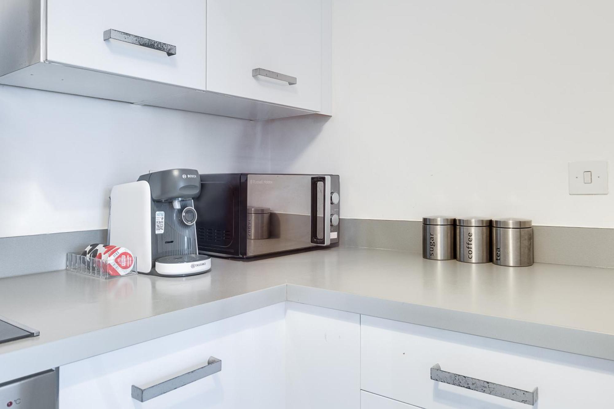 Central Suite Near Mailbox, King Bed, Ping Pong, Netflix, Sleeps 4 Birmingham Extérieur photo
