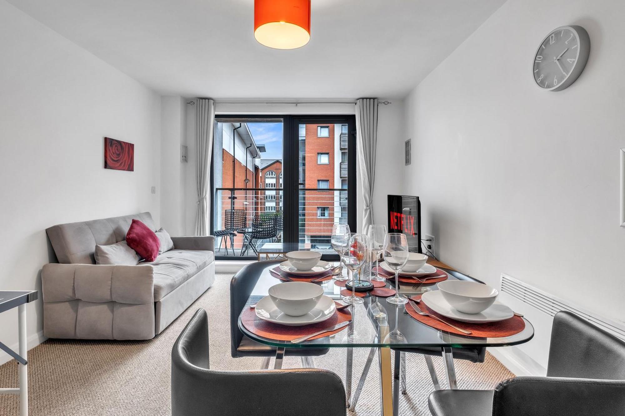 Central Suite Near Mailbox, King Bed, Ping Pong, Netflix, Sleeps 4 Birmingham Extérieur photo